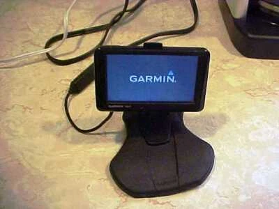 Garmin Nuvi 1390 4.5" GPS Bundle - Image 1 of 4
