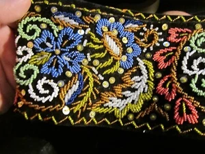 MESA BORDADA HECHA A MANO ESPECTACULAR ARTESANÍA 41" LARGA PESADA BBA3 - Imagen 1 de 7