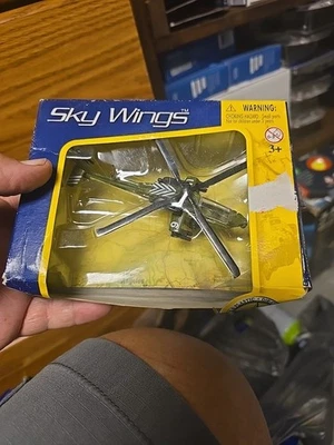 Motor Max Sky Wings Apache Ah 64 Diecast Plane  - Image 1 of 4