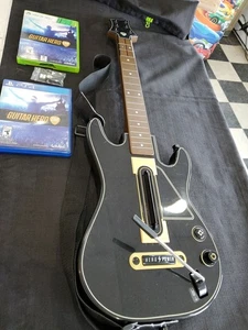 Microsoft Xbox 360/PS4, Guitar Hero Live Bundle W/Guitar, Dongle, Strap & Games - Picture 1 of 3