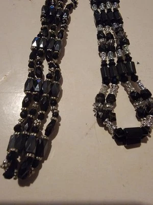 Lote de 2 Collar Pulsera Magnética Magnetita Multi-Hebra Cuentas Negro y Plata Foto 1 de 2