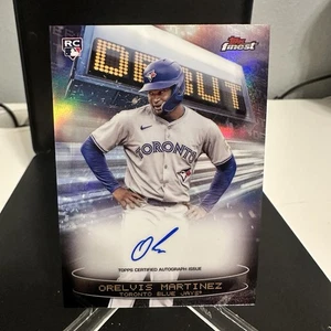 2025 Topps Finest Orelvis Martinez #DAV-OM Debut Autograph RC Blue Jays Auto - Picture 1 of 3