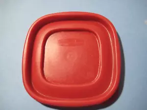 1 Nueva tapa roja de repuesto para contenedor de alimentos Rubbermaid fácil de encontrar 7J58 4,5 pulgadas - Imagen 1 de 5
