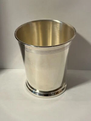 Tazas de julepe Reed & Barton de plata de ley como nuevas H-14. Juego de 12. Nuevo. Nunca usado Foto 1 de 3