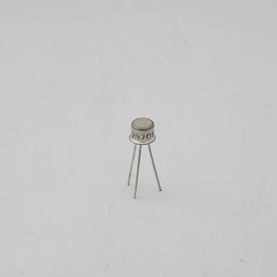 1x 2N708 Si NPN transistor de comutação de sinal - 15V 300Mhz TO-18 - Imagem 1 de 3
