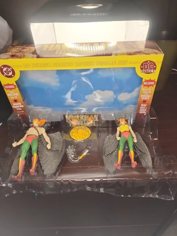DC Direct Silver Age Hawkman and Hawkgirl Gift Set NEW in BOX Cover