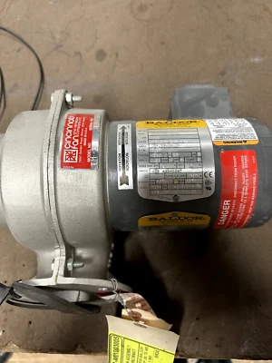 BALDOR FAN Lma-33A 3-1076-10 MOTOR 3 Phase 2850 RPM 1-1/2 HP, 190/220 Volts - Image 1 of 4
