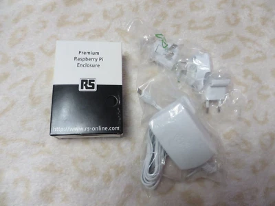 RS Raspberry PI 3/2 Modell B+ mit passenden Anschlüssen - Bild 1 von 4