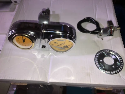 Bicycle Speedometer with Clock Stewart Warner DELUXE Bike accessory Dashboard - Image 1 of 4