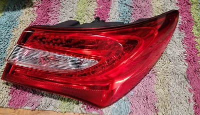 ✅LUZ TRASERA DERECHA CHRYSLER 200 PASAJEROS 2011-2014 LUZ TRASERA PROBADA OEM Foto 1 de 4