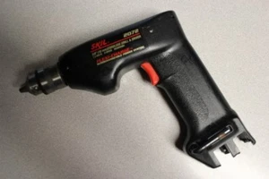Taladro inalámbrico de 2 velocidades y controlador Skil 2072 3/8" 7,2 V solo herramienta de carga flexible - Imagen 1 de 1