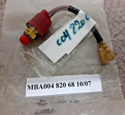 ORIGINAL MERCEDES-BENZ E-CLASS W124 Air Condition Pressure Switch A0048206810 - Image 1 of 2