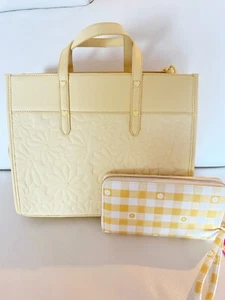 NWT BETSEY JOHNSON XOBECA-N TOTE CROSSBODY BAG FLORAL & WRISTLET YELLOW - Picture 1 of 11