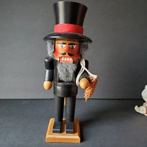 Chimney Sweep Wooden Nutcracker Great Colors & Patina - Picture 1 of 6