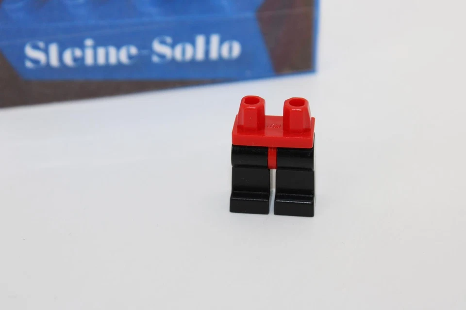 Lego (c) 1x Figuren Bein / Beine / Hose - schwarz - 970c11 - rot Bund - Bild 1 von 1