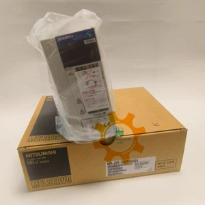 1PCS New Mitsubishi MR-J2S-70CP-S084 Servo Drive In Box Expedited Ship - Picture 1 of 6