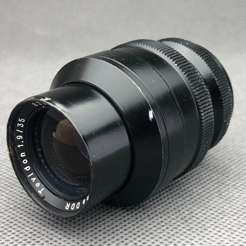 Vintage Carl Zeiss Jena DDR Tevidon 1,9/35 C-mount (M25). Defekt. For repair - Image 1 of 4