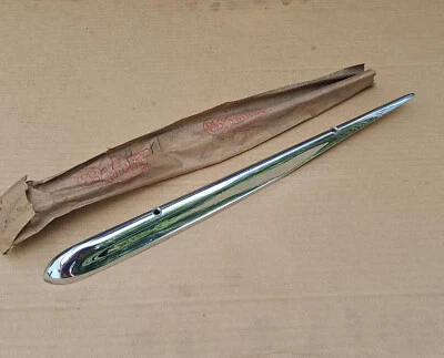 Lámpara trasera izquierda Plymouth Special Deluxe P18 1949 nueva de colección MoPar moldeada de tapa superior Foto 1 de 3