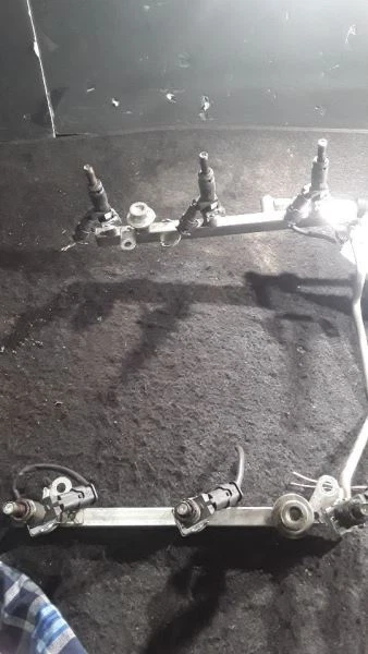 Mercedes Benz ML350 2007 2,5 L inyección de combustible   Foto 1 de 4