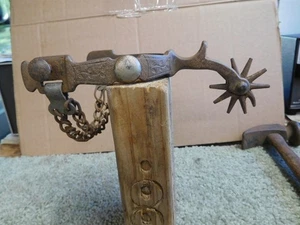 Alter Spur, graviert, mit Fersenband, unmarkiert, handgeschmiedeter Stahl - Bild 1 von 4