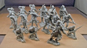 16  Plastic  ACW  Grey Confederate Infantry Marx Man With Custom Armistead #2444 - Picture 1 of 2
