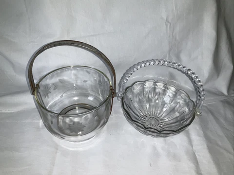 2  baskets ,one vintage ,both are glass Cover