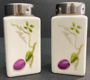 VTG. "Akebia" Salt and Pepper Shalers ~ Grape, Vine, and Leaf ~ 3.25" Tall - Picture 1 of 8