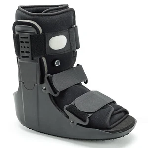 Medical Walking Boot for Foot Injuries – Lightweight, Supportive, Anti-Slip, M - Picture 1 of 8