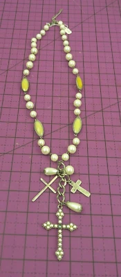 VCLM-TM 3 Cruz Collar Colgante Perlas Declaración Estilo Glosario  Foto 1 de 4