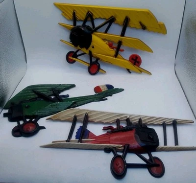 Vintage Homco 1975 Set Of 3 Diecast WW1 Airplanes Red Baron Cast Iron Planes  - Image 1 of 4