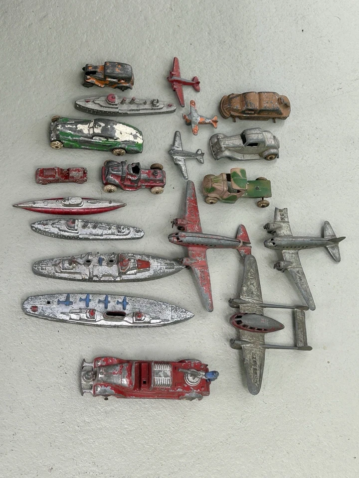 Tootsietoy 1930's Lot Destroyer Carrier Airplane Cars Trucks Diecast Original - Image 1 of 4