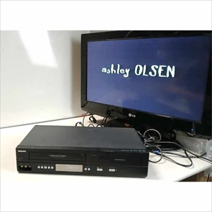 Philips DVP3345VB/F7 DVD VCR Combo 4 Head Hi-Fi VHS DVD Player SN#SG1A1111000774 - Picture 1 of 1