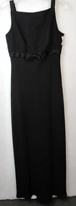 Black Sleeveless Leng Gown Laundry Shelli Segal Size 6 Back Zip - Picture 1 of 9