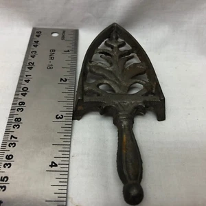 Vintage Small Trivet Spoon Rest Metal - Picture 1 of 6