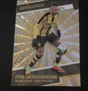 Panini Revolution Sunburst 2017 Pierre-Emerick Aubameyang #28 Borussia Dortmund - Imagen 1 de 2