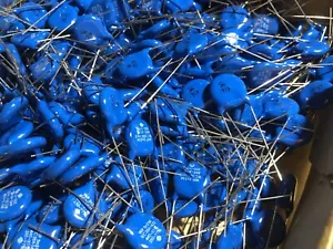 (100) 3300pf 250Vac-Y1 440Vac-X1 20% AC CERAMIC DISC CAPACITORS VKP332MCQDFOK - Picture 1 of 3