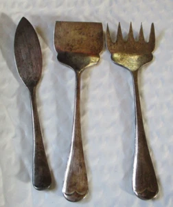 Godinger SilverPlated Japan Serving Set of 3 Cheese Spreader, Shovel, & Fork 5" - Picture 1 of 8