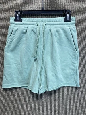 Pantalones Cortos Forever 21 Mujer Medianos Verde Hasta la Rodilla Calce Relajado Foto 1 de 4