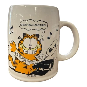 Garfield Great Balls O’ Fire United Feature Syndicate Mug - Picture 1 of 3