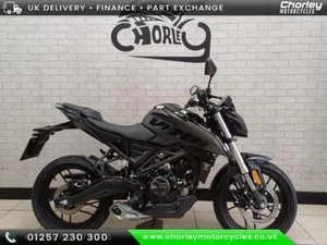 Voge R 125cc **NEW MODEL LEARNER LEGAL COMMUTER FOR 2025** - Picture 1 of 18