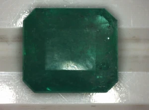 Esmeralda NATURAL de 3,62 cts sin tratar, mucha vida, ligeras inclusiones - Imagen 1 de 14
