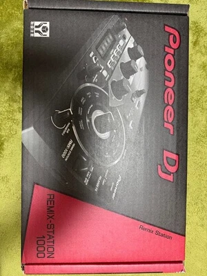 Pioneer DJ Remix Station 1000 RMX-1000 Multi-Effects Controller Black Set - Image 1 of 4