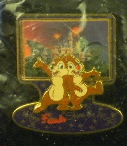 Pin Chip & Dale DLR Castle Where Friends Share the Magic LE 2500 OC # 20803 - Imagen 1 de 4