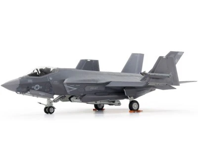 Tamiya Lockheed Martin F-35C Lightning II 1:48 61127 modellismo - Immagine 1 di 4