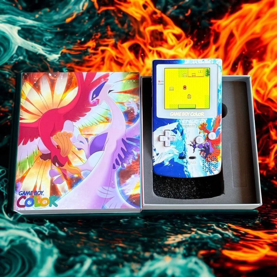 NINTENDO GAME BOY COLOR - IPS V3 - POKÉMON LUGIA E  HO-OH - MENÙ OSD - NUOVO - Immagine 1 di 4