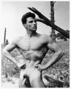 ATHLETIC MODEL GUILD EXCLUSIVE* FORRESTER MILLARD 8X10" B/W PRINT  50S IMAGE N.3 - Picture 1 of 1