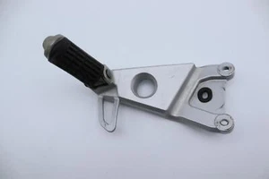Platine arrière gauche pour scooter HONDA 125 NSR R 1998 à 2003 - Photo 1/10