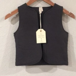 NEW Gray Label GOTS Organic Cotton Daxton Dark Gray Vest Kids Sz 5/6 Unisex - Picture 1 of 15