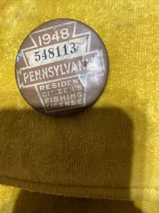 FREE ShiPn 1948 PA Pennsylvania Fishing License Resident Pin Button Vintage Fish - Picture 1 of 6