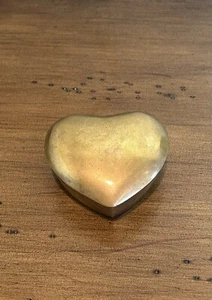 Portagioie vintage in ottone con cuore coperto - Foto 1 di 7